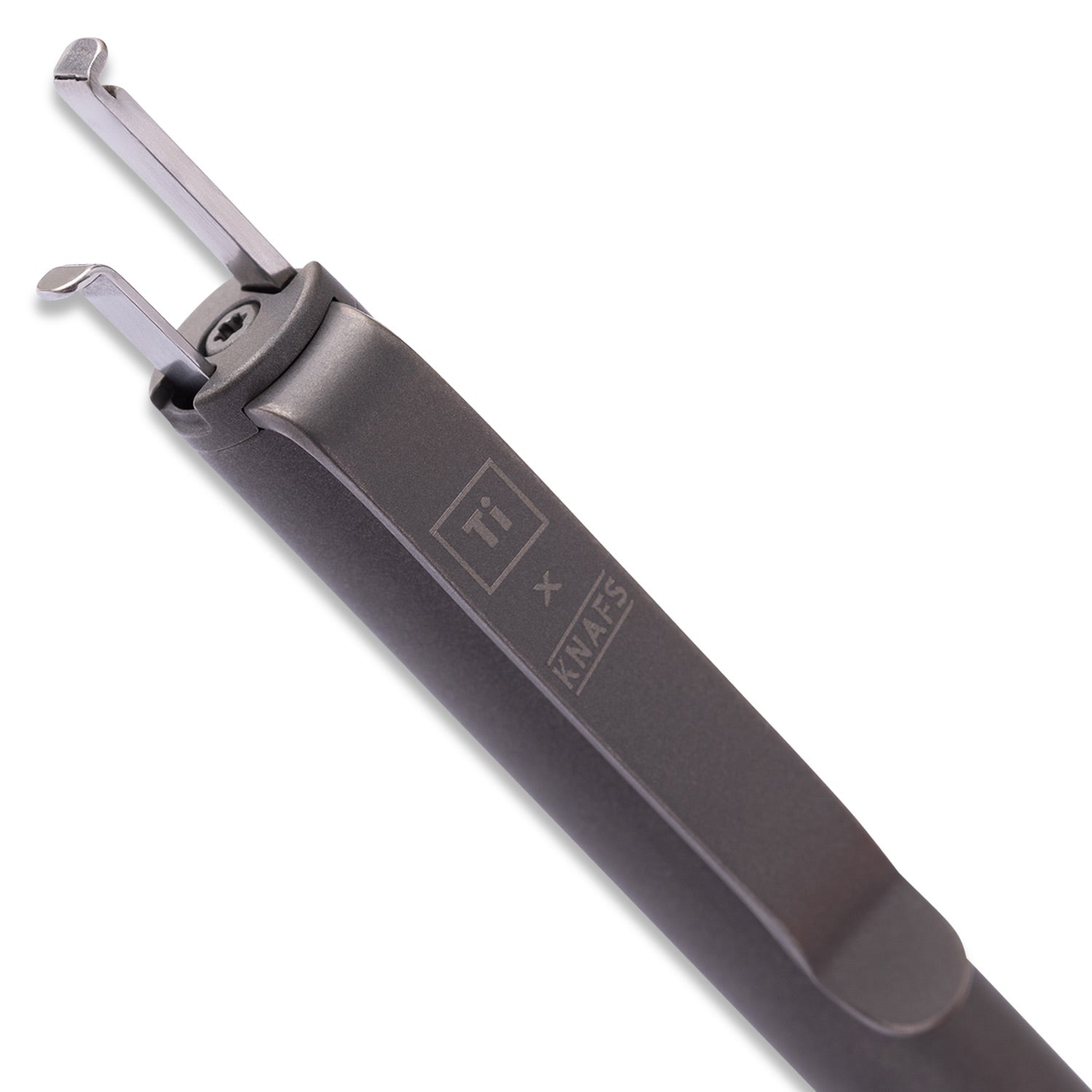 BIGiDESIGN x Knafs Sancho EDC Pen - Titanium - Product on white - assembled, close up of tools