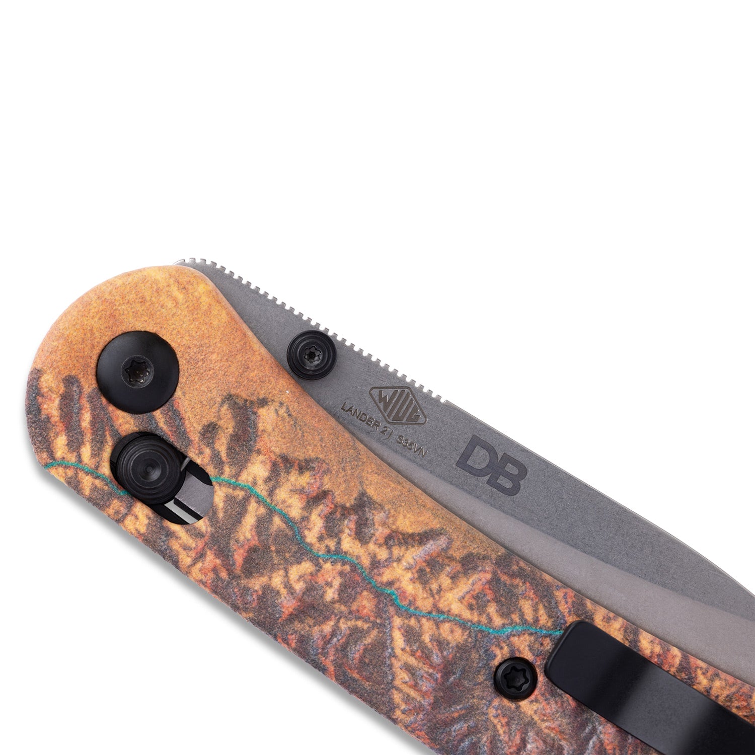 KNAFS-00561 Lander 2 Pocket Knife Grand Canyon close up engraving